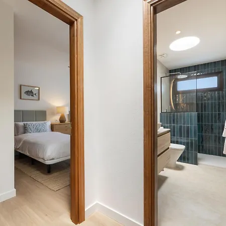 Amara - Sea Views & Private Heated Pool Willa