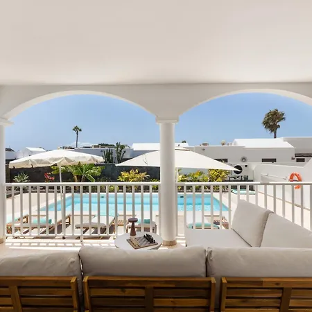 Amara - Sea Views & Private Heated Pool * Playa Blanca (Lanzarote)