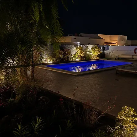 Amara - Sea Views & Private Heated Pool Willa *